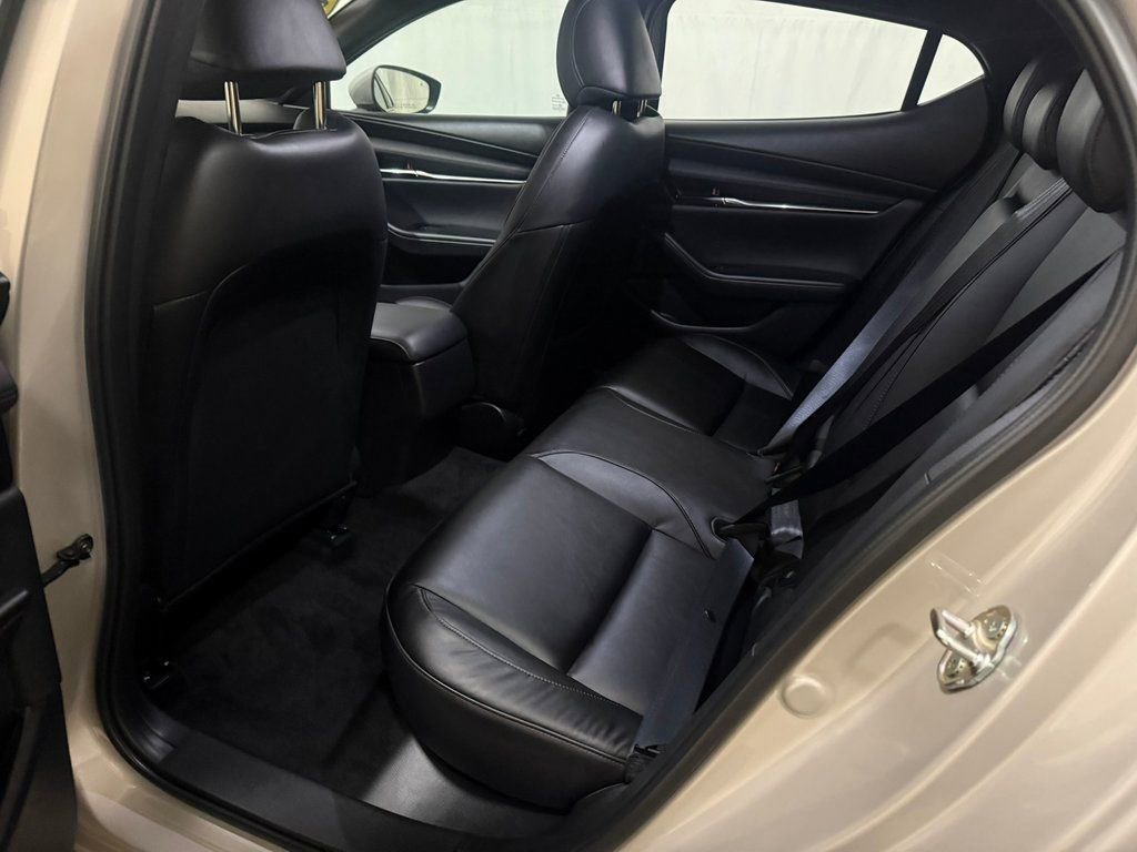 Used 2025 MAZDA MAZDA3 s image 24
