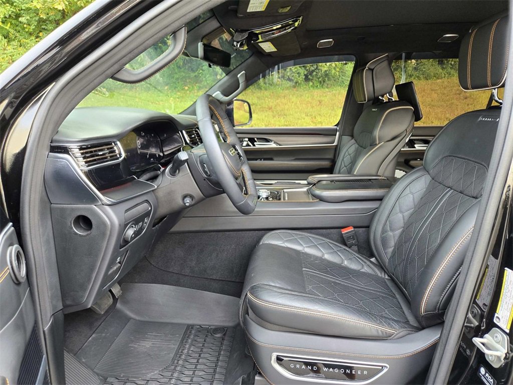 Used 2024 Jeep Grand Wagoneer Series III w/ Rear Seat Video Group 1 image 12