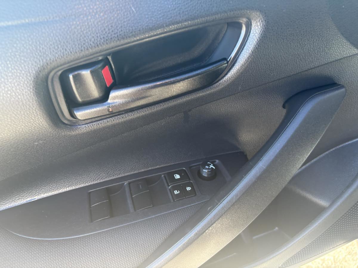 Used 2024 Toyota Corolla LE image 21