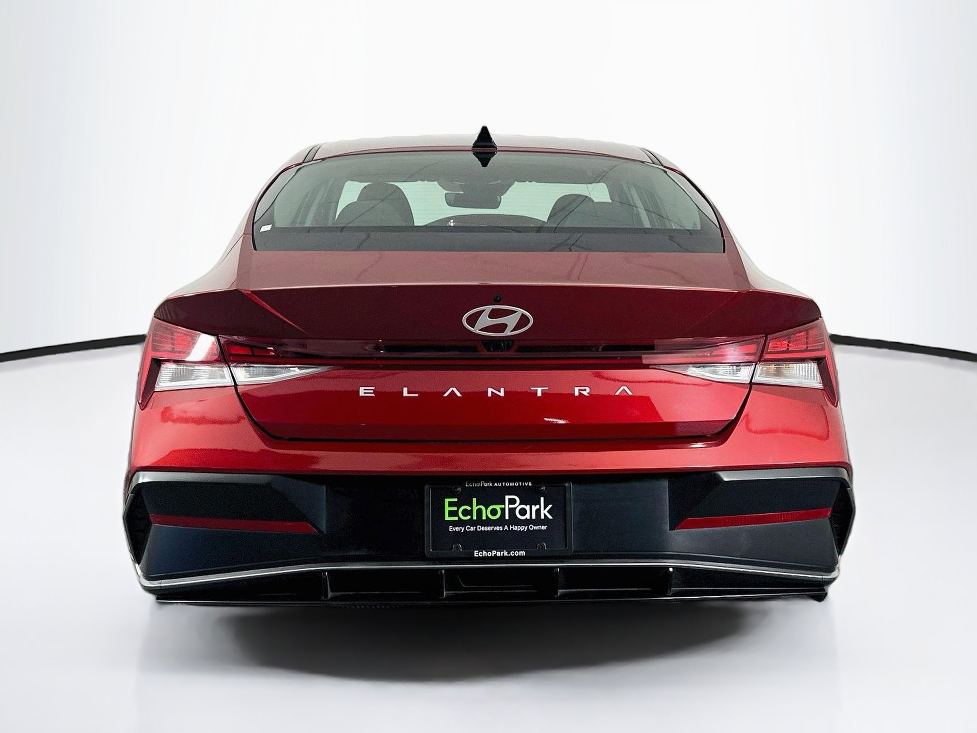 Used 2025 Hyundai Elantra SEL FWD image 7