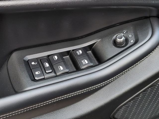 Certified 2024 Jeep Grand Cherokee L Limited w/ Luxury Tech Group II image 16