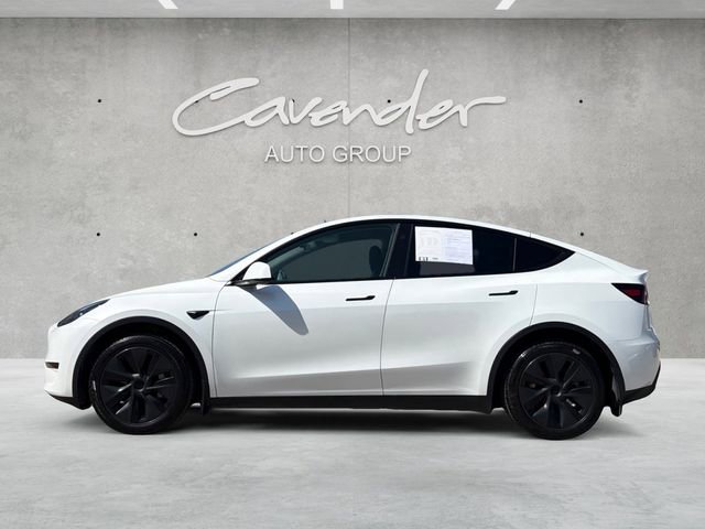 Used 2024 Tesla Model Y Long Range image 13