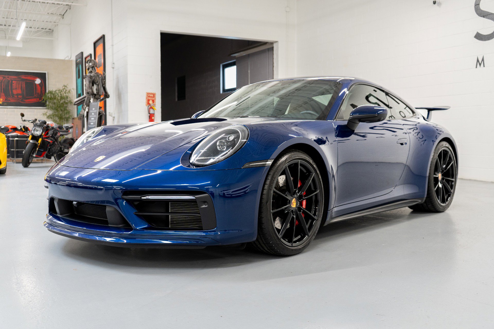 Used 2024 Porsche 911 Carrera S image 4