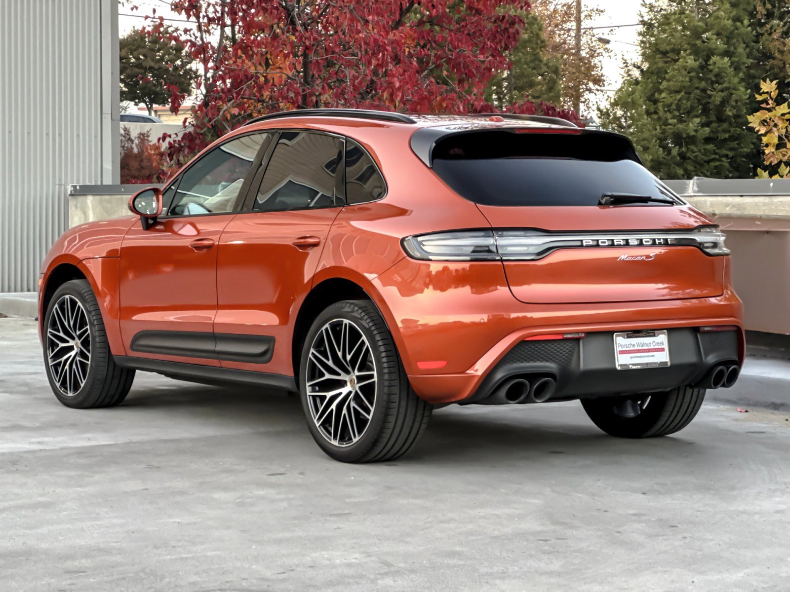 Used 2023 Porsche Macan S image 3