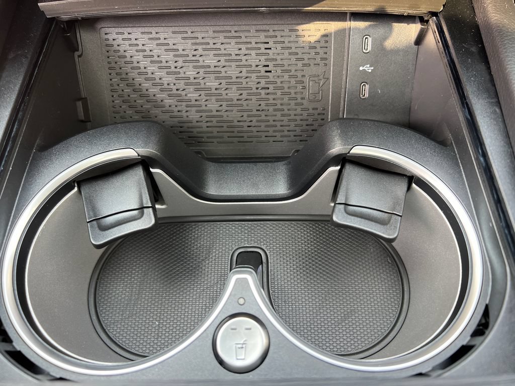 New 2026 Mercedes-Benz GLS 450 4MATIC image 22