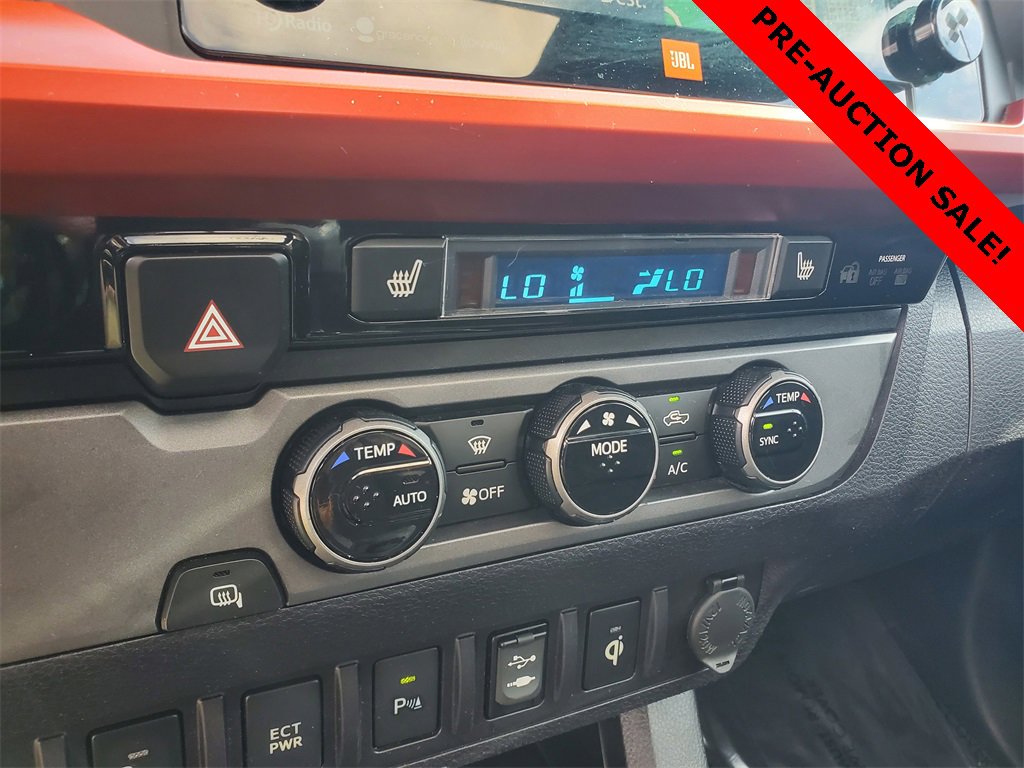 Used 2017 Toyota Tacoma TRD Sport image 30