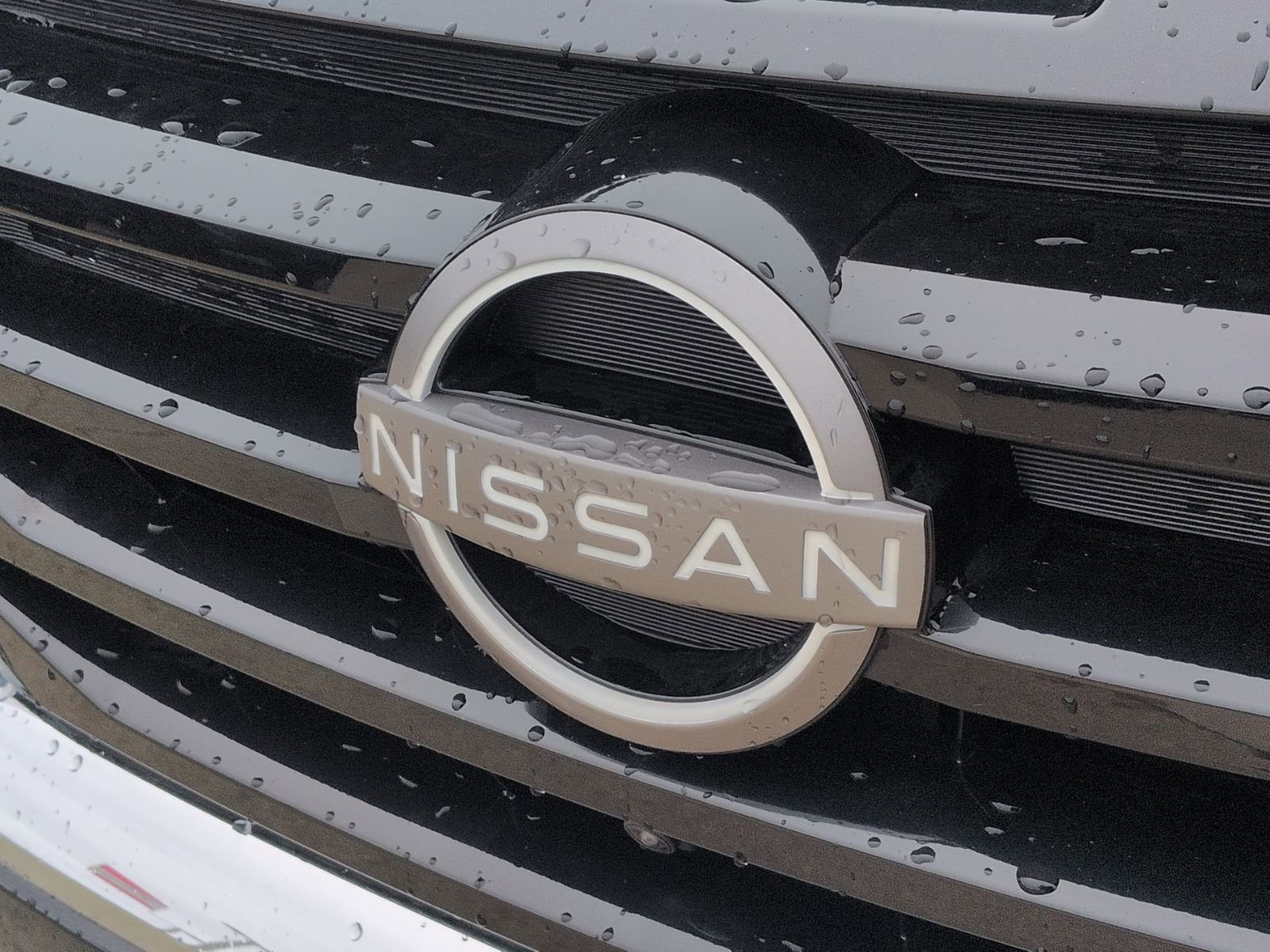 Certified 2024 Nissan Pathfinder Platinum w/ Cargo Package AWD/4WD image 38