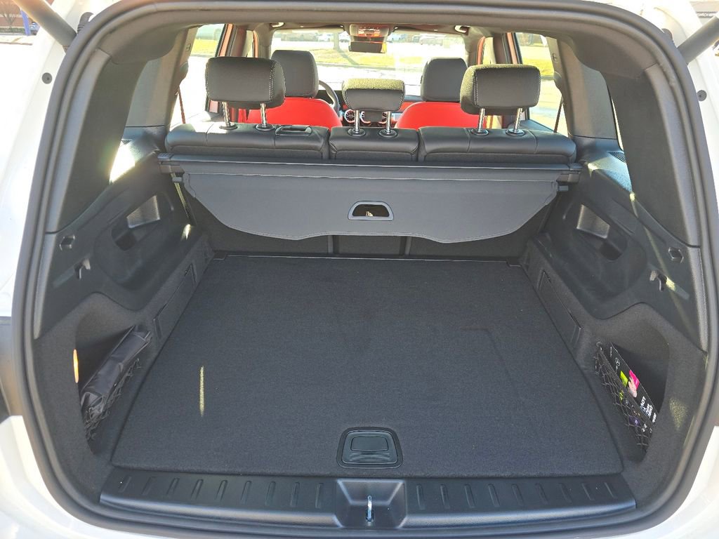 New 2025 Mercedes-Benz GLB 35 AMG 4MATIC image 18