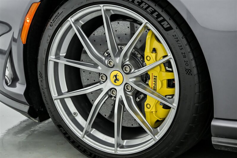 Used 2023 Ferrari 812 GTS RWD image 13