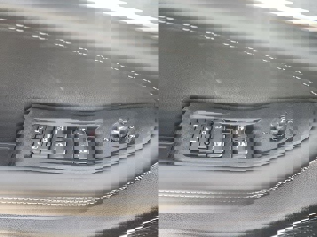 New 2025 Jeep Grand Cherokee L Overland w/ Luxury Tech Group IV image 22