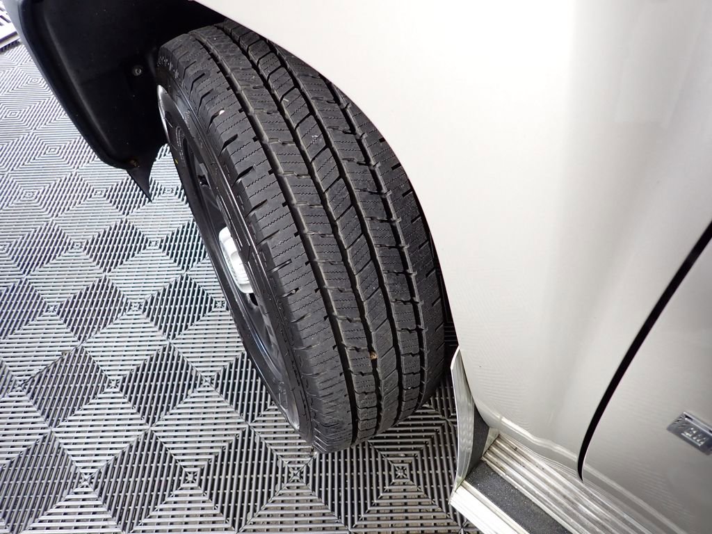 Used 2009 Chevrolet Silverado 1500 W/T image 37