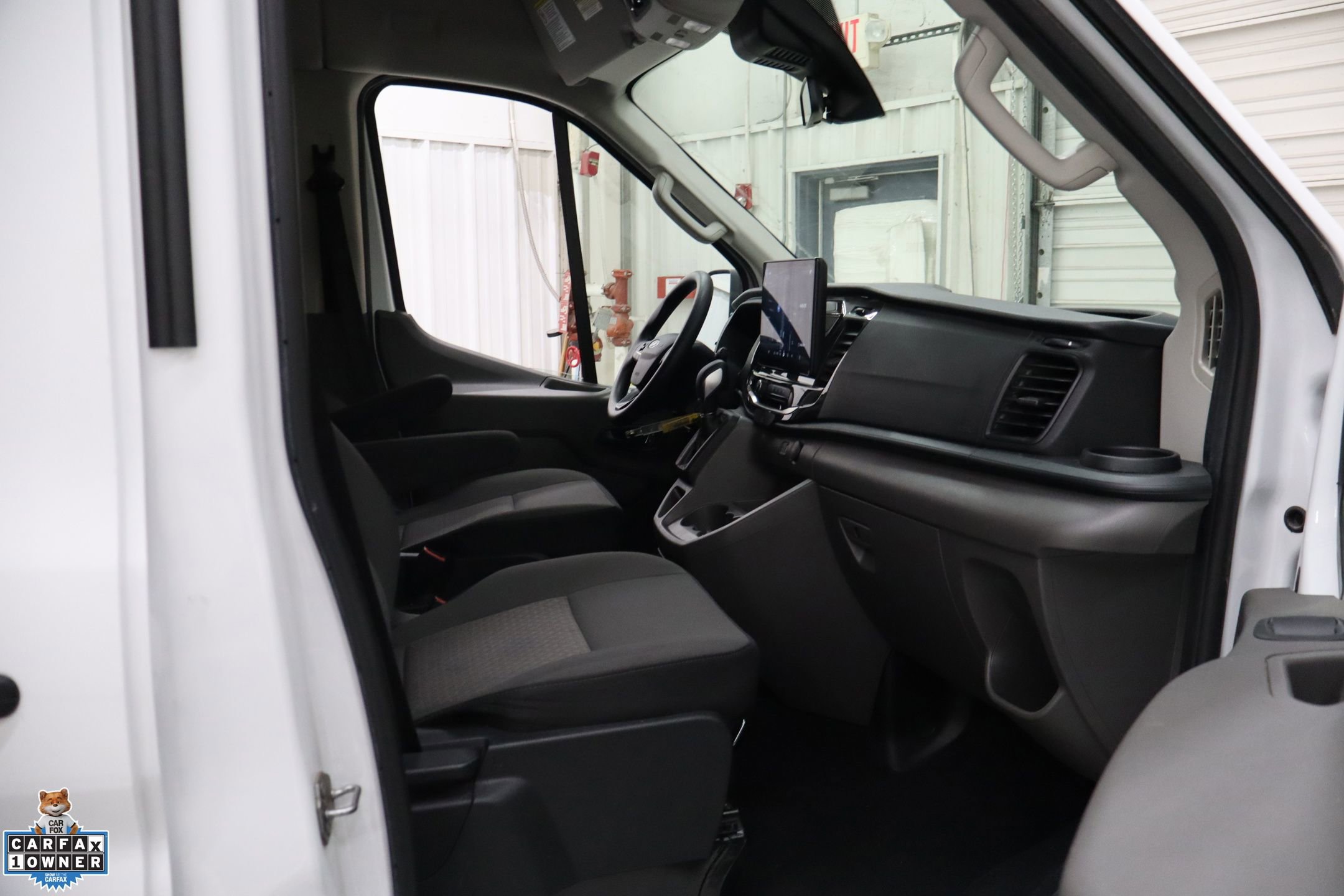 Used 2024 Ford Transit 350 XLT image 28