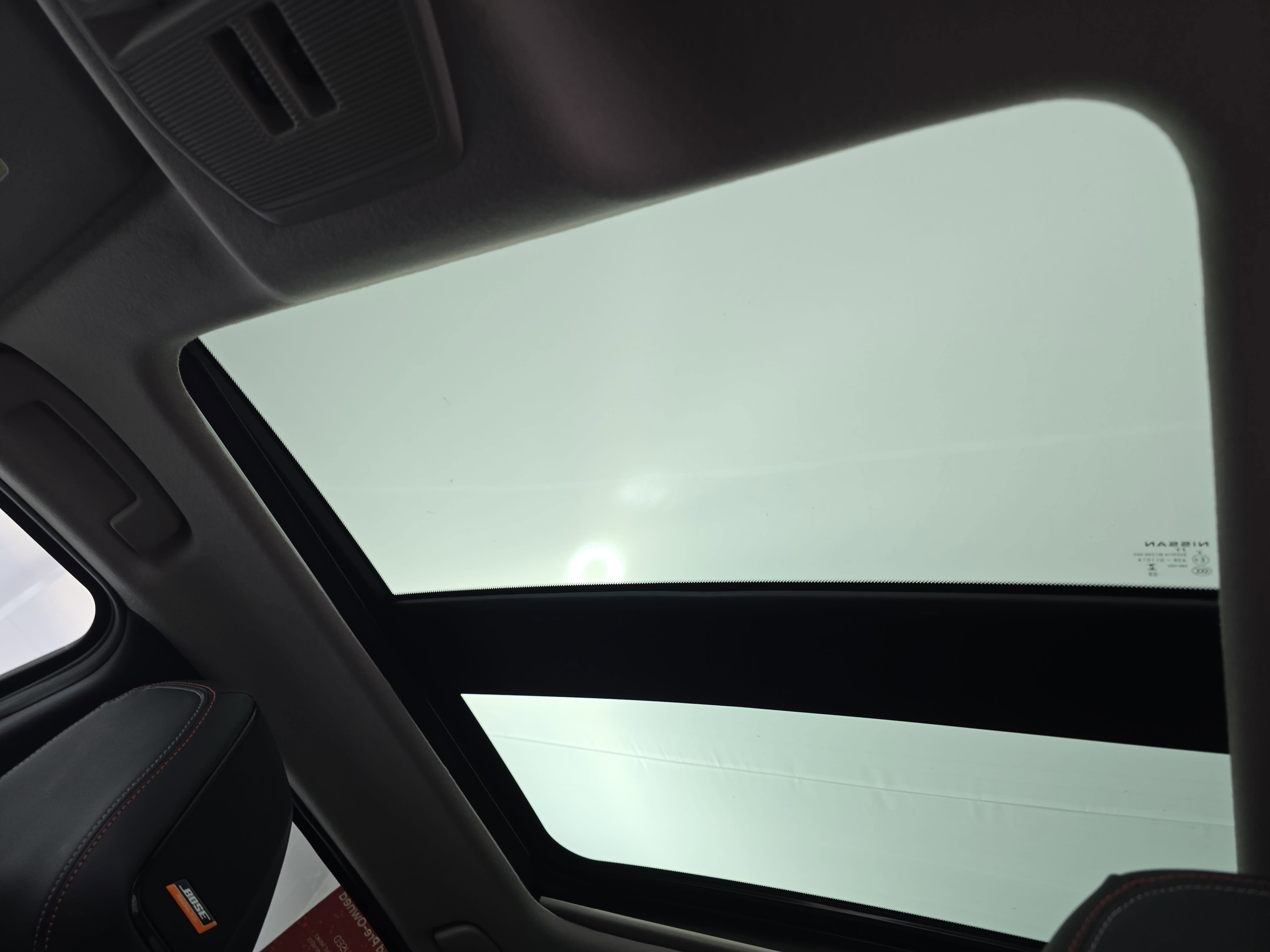 Certified 2025 Nissan Kicks SR w/ SR Premium Package FWD image 29