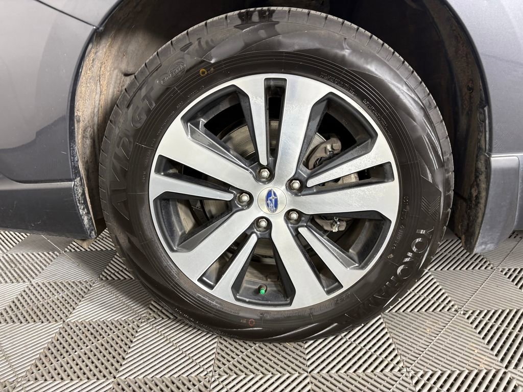 Used 2018 Subaru Outback 2.5i Limited image 10