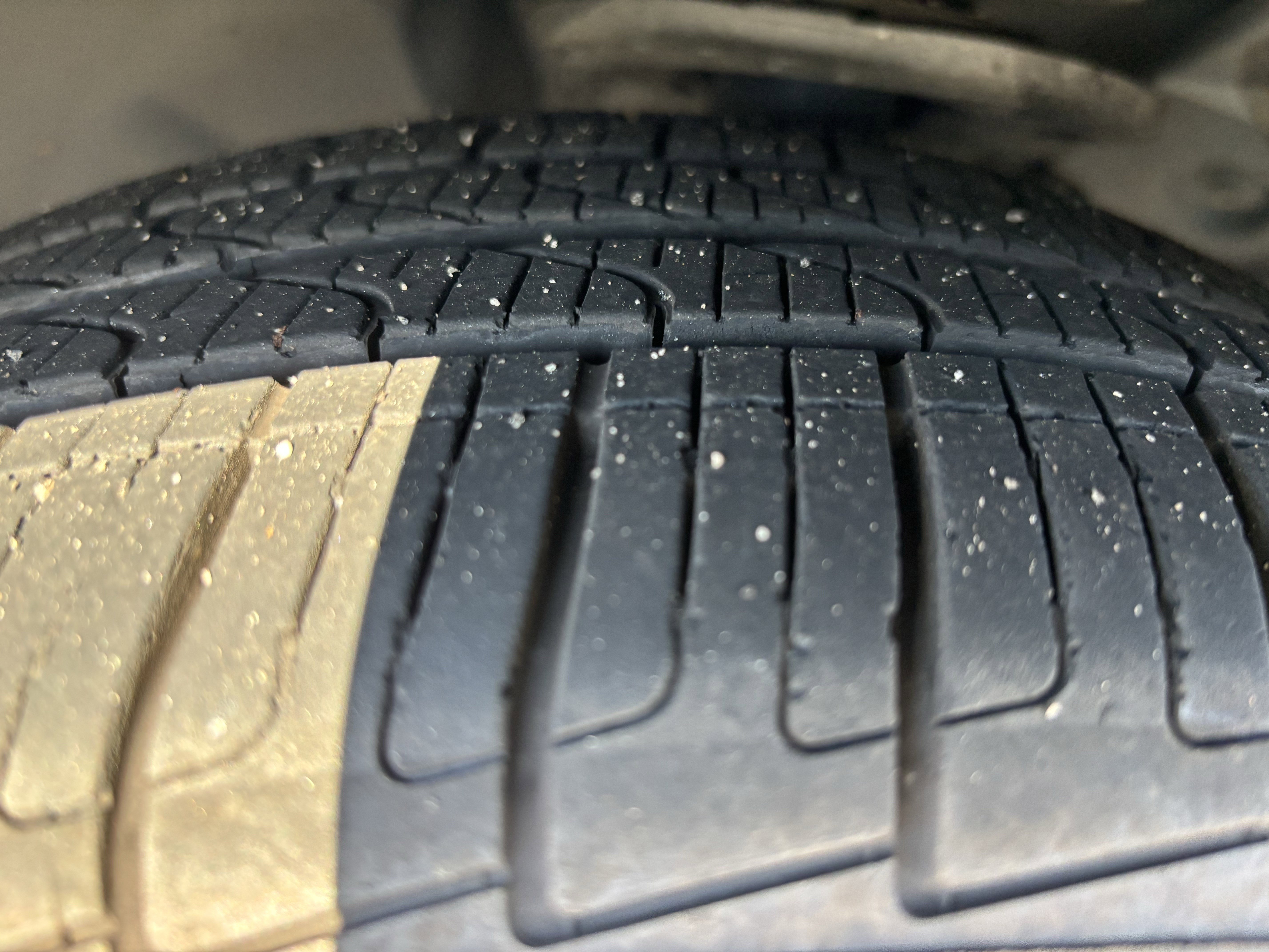 Used 2023 BMW 330i Sedan w/ Premium Package image 12