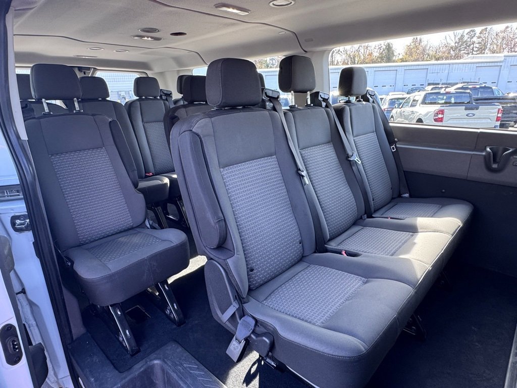 Used 2022 Ford Transit 350 XLT image 27