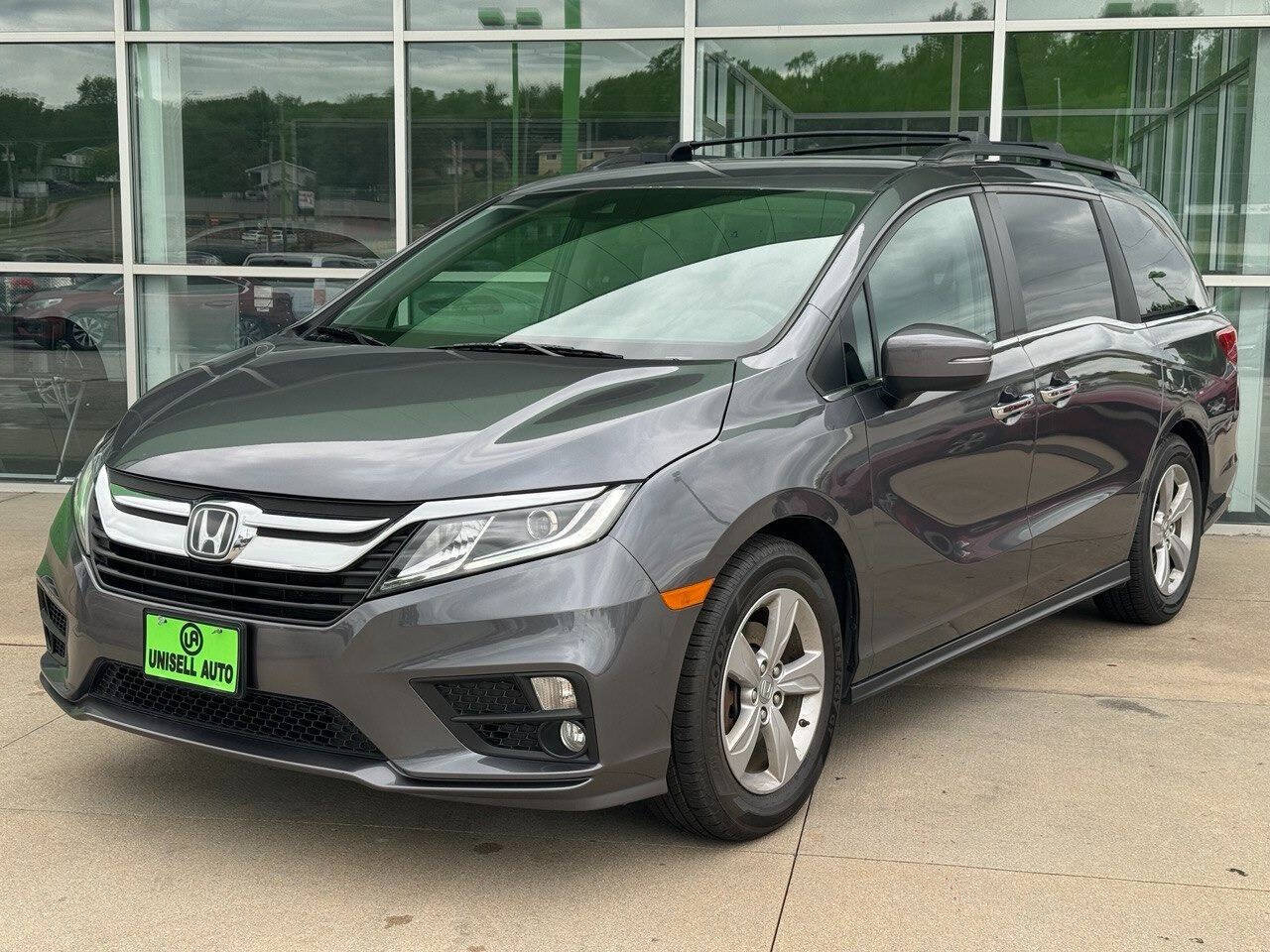 Used 2019 Honda Odyssey EX image 1