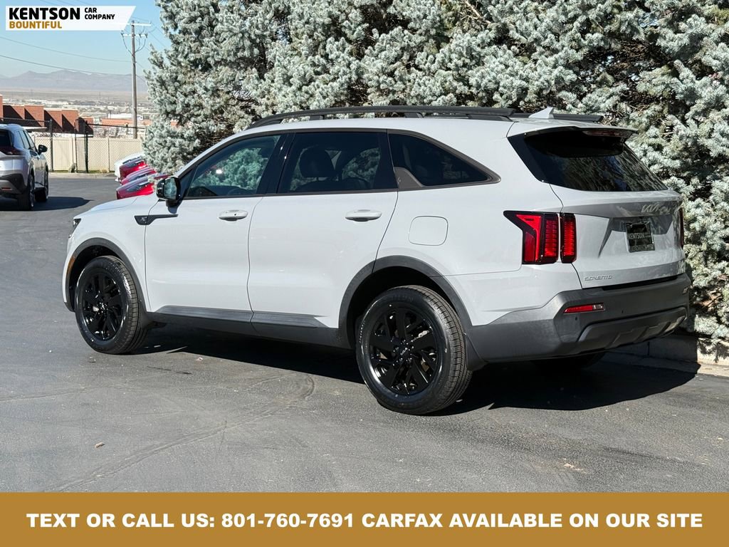 Used 2023 Kia Sorento S w/ Panoramic Sunroof Package image 4