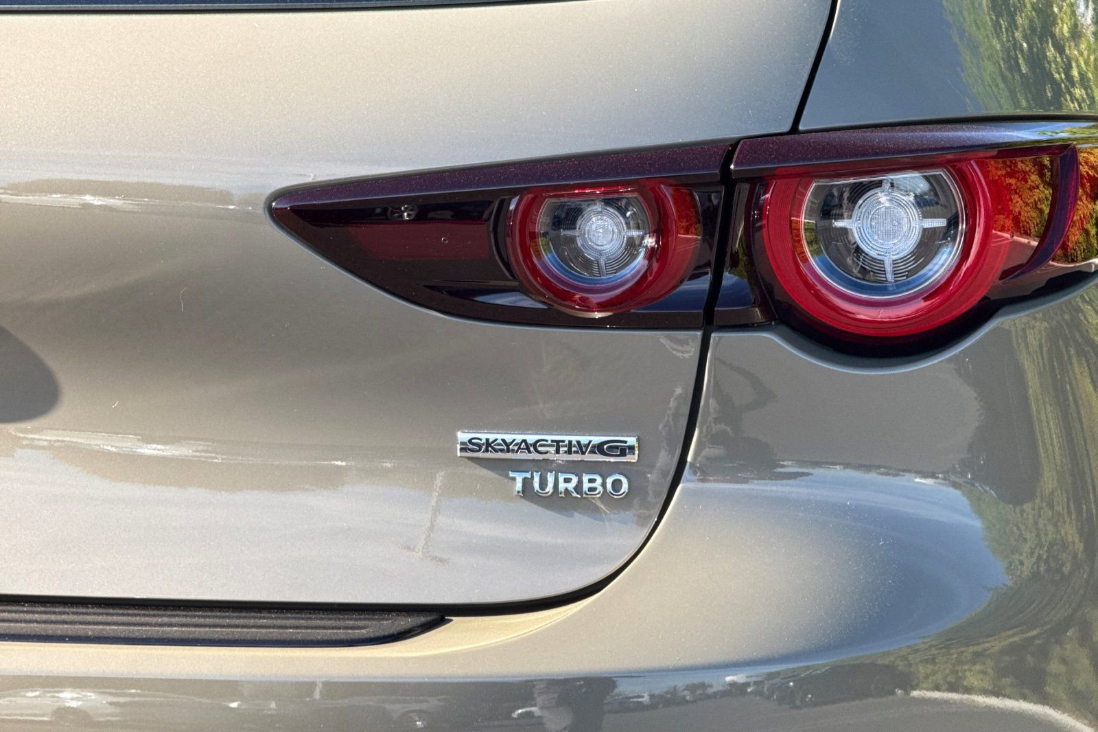 Certified 2025 MAZDA MAZDA3 Carbon image 29