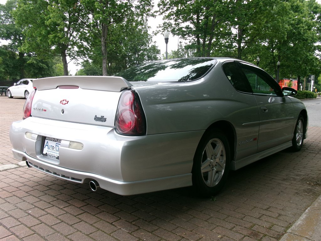 Used 2001 Chevrolet Monte Carlo SS w/ High Sport Appearance Pkg FWD image 8