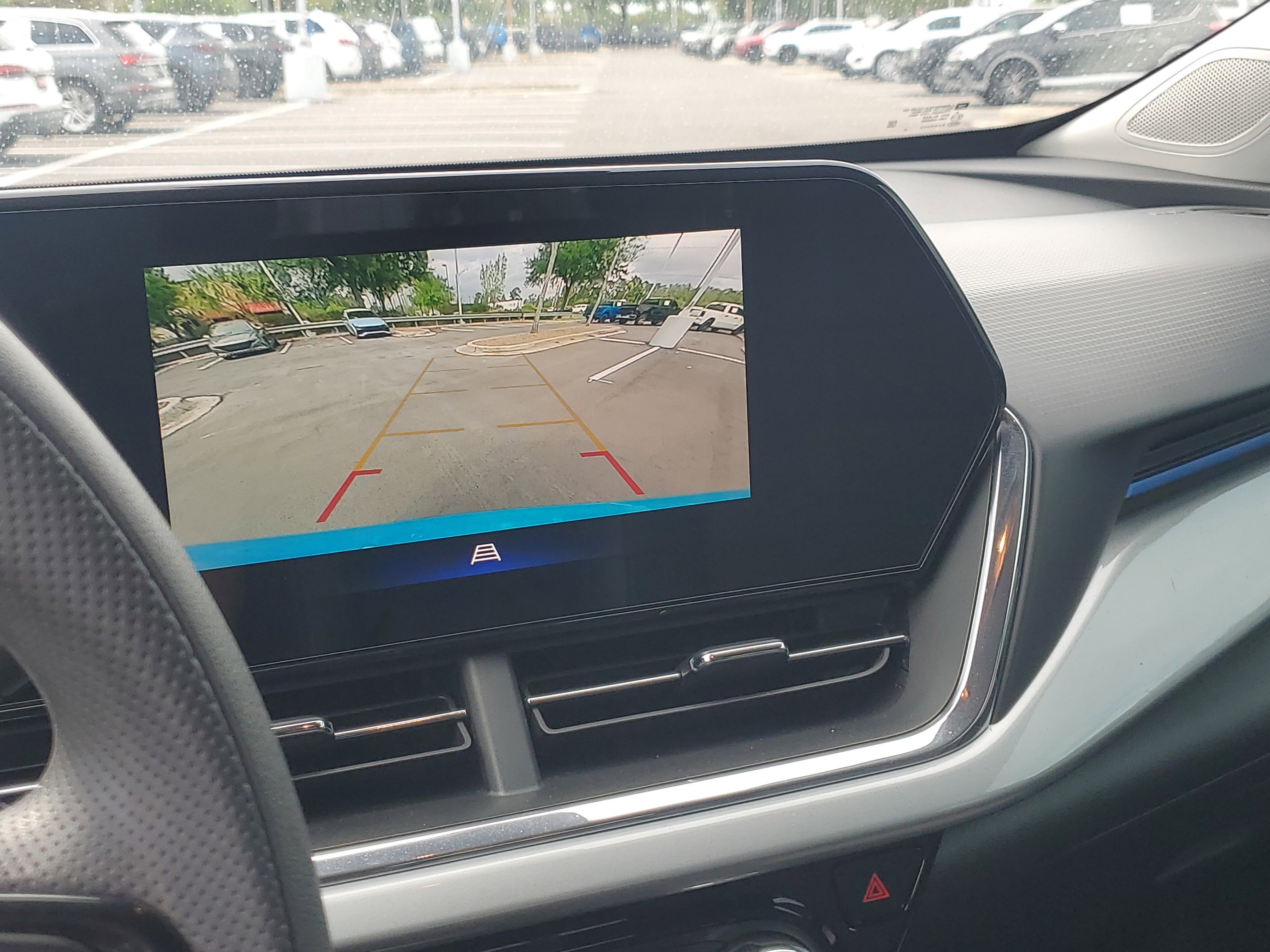 Used 2025 Chevrolet Trax LT image 20