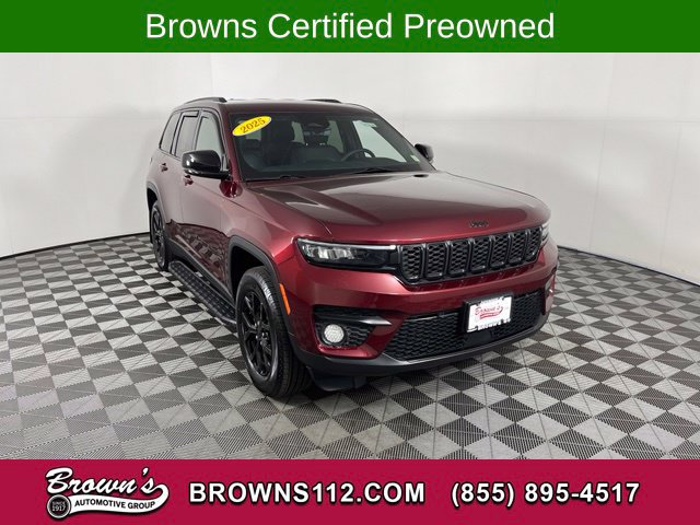 Used 2025 Jeep Grand Cherokee Altitude