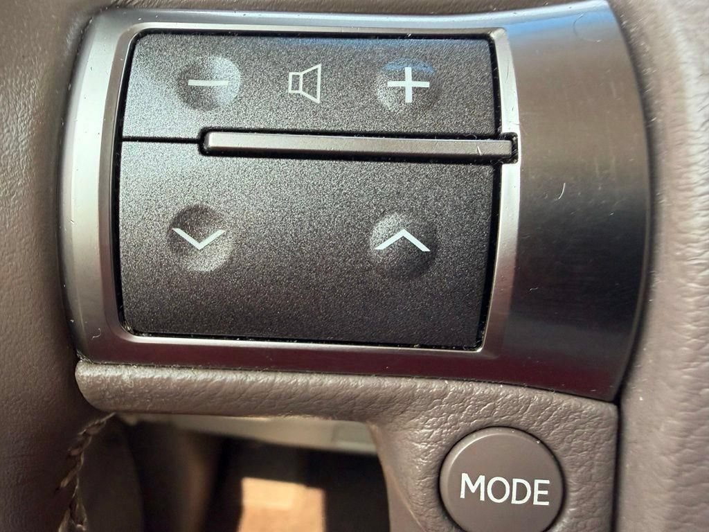 Used 2015 Lexus GX 460 w/ Premium Package AWD/4WD image 16
