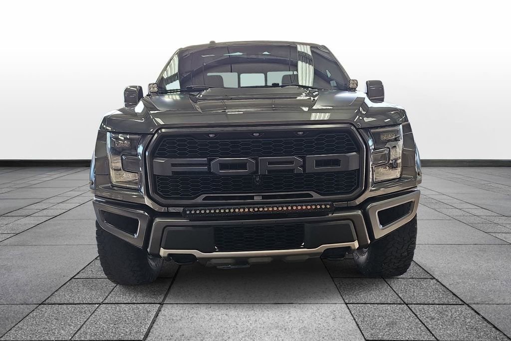 Used 2018 Ford F150 Raptor w/ Equipment Group 802A Luxury image 2