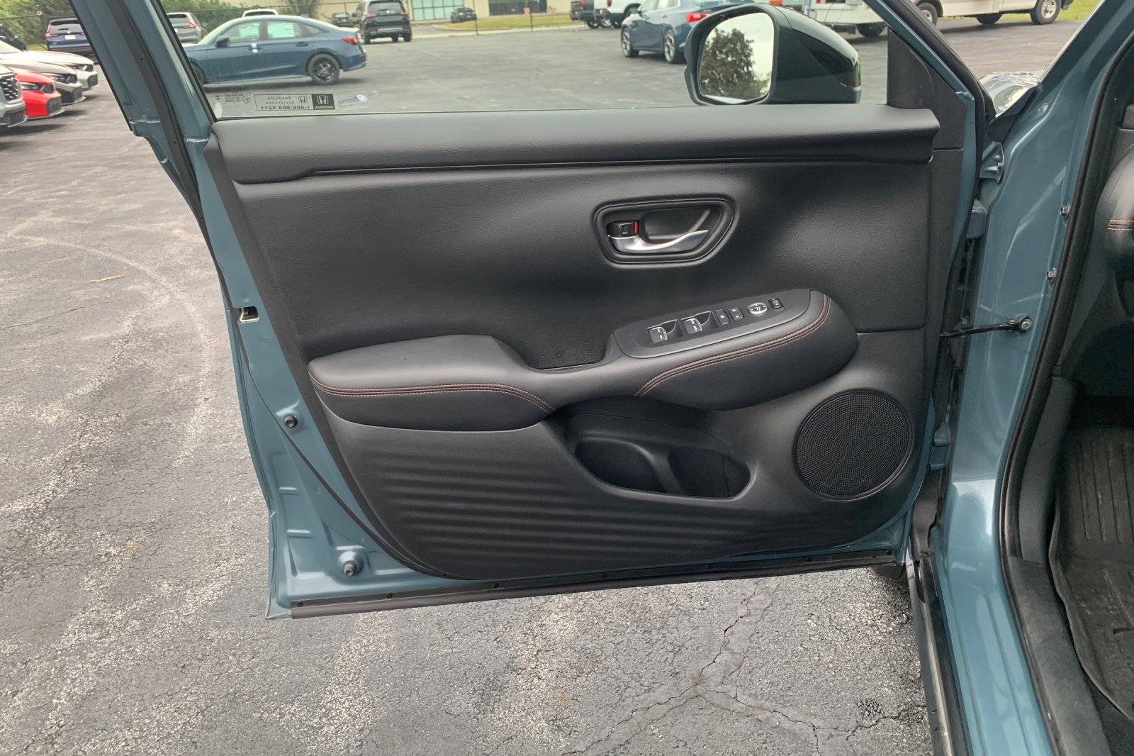 Used 2025 Honda HR-V Sport image 13