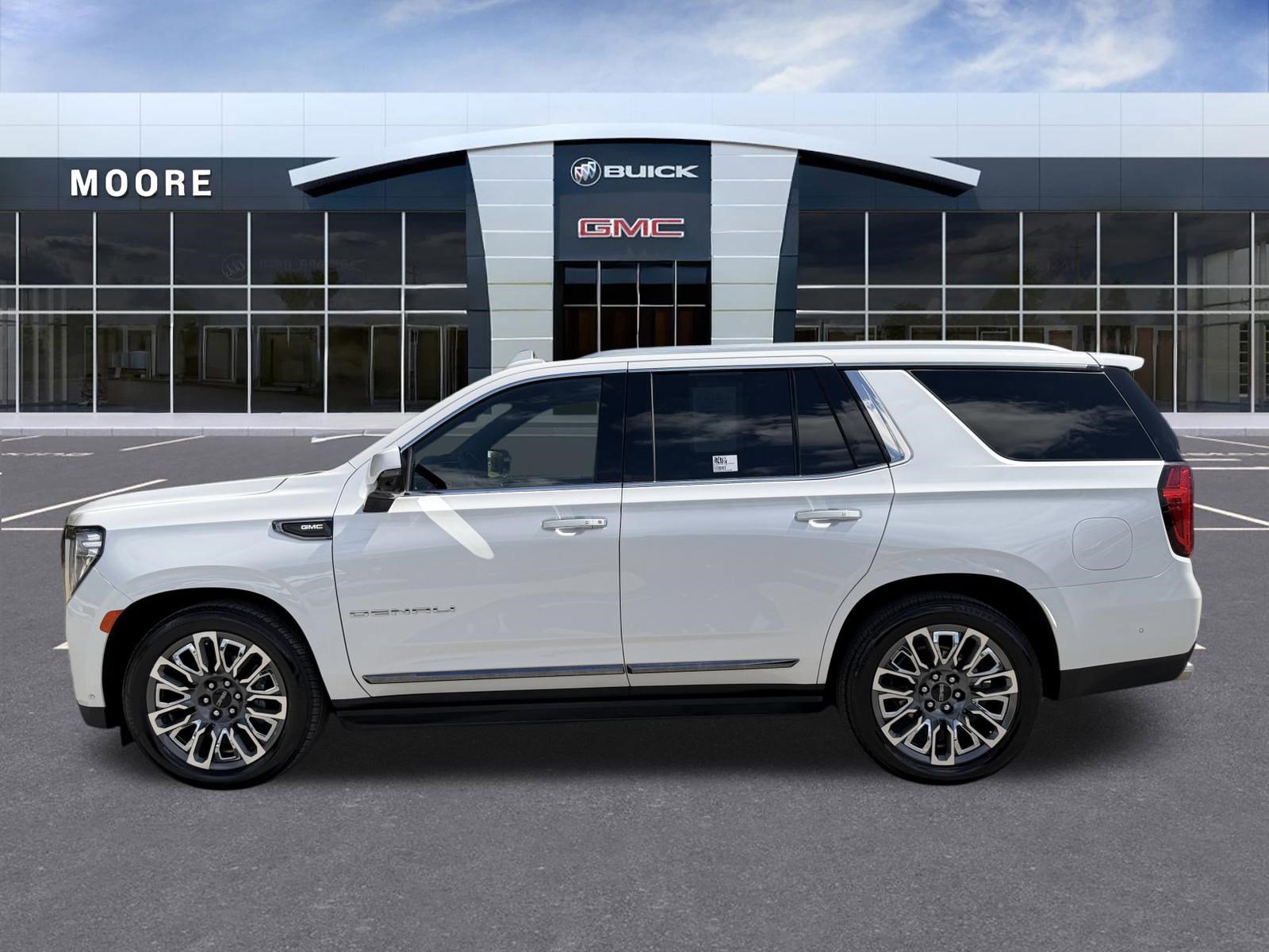Used 2023 GMC Yukon Denali Ultimate AWD/4WD image 6