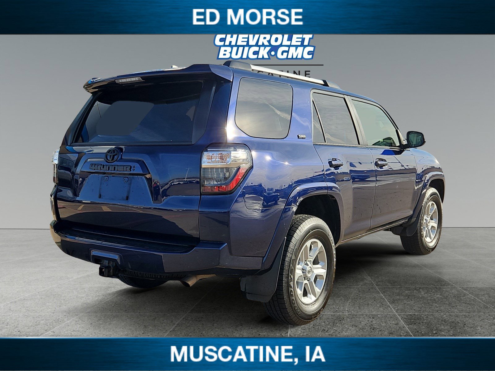 Used 2021 Toyota 4Runner SR5 Premium w/ Moonroof Package image 5