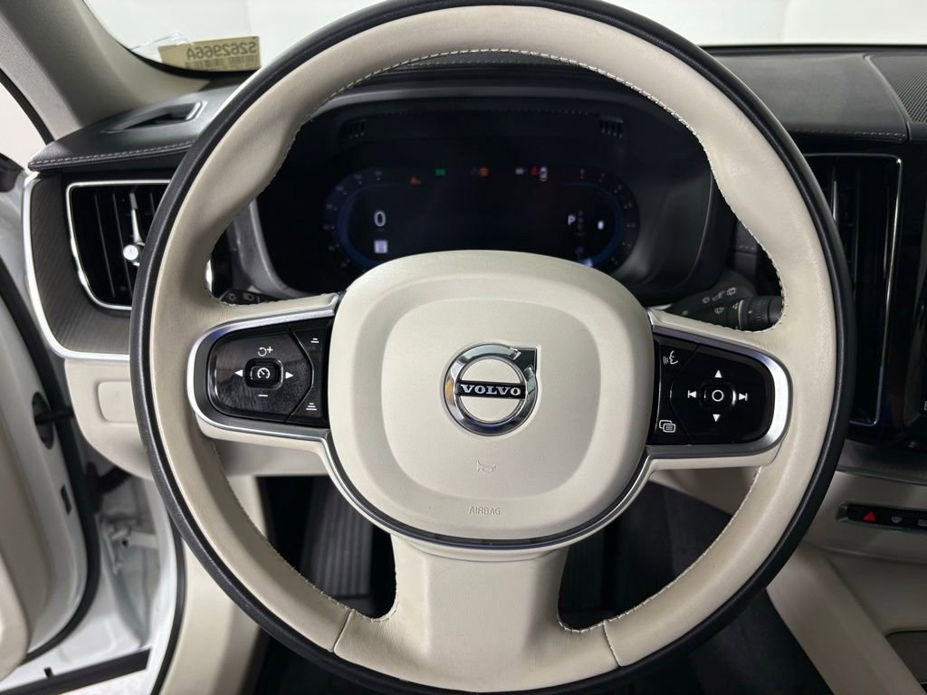 Used 2023 Volvo XC60 B5 Ultimate w/ Protection Package image 20