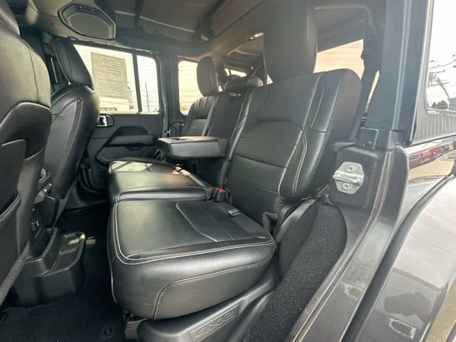 Used 2021 Jeep Wrangler Unlimited Sahara w/ Cold Weather Group AWD/4WD image 24
