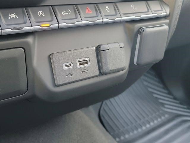Certified 2024 Chevrolet Silverado 1500 Custom Trail Boss w/ Turbomax Blackout Package image 25
