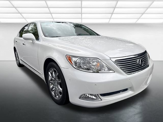 Used 2007 Lexus LS 460 RWD image 8