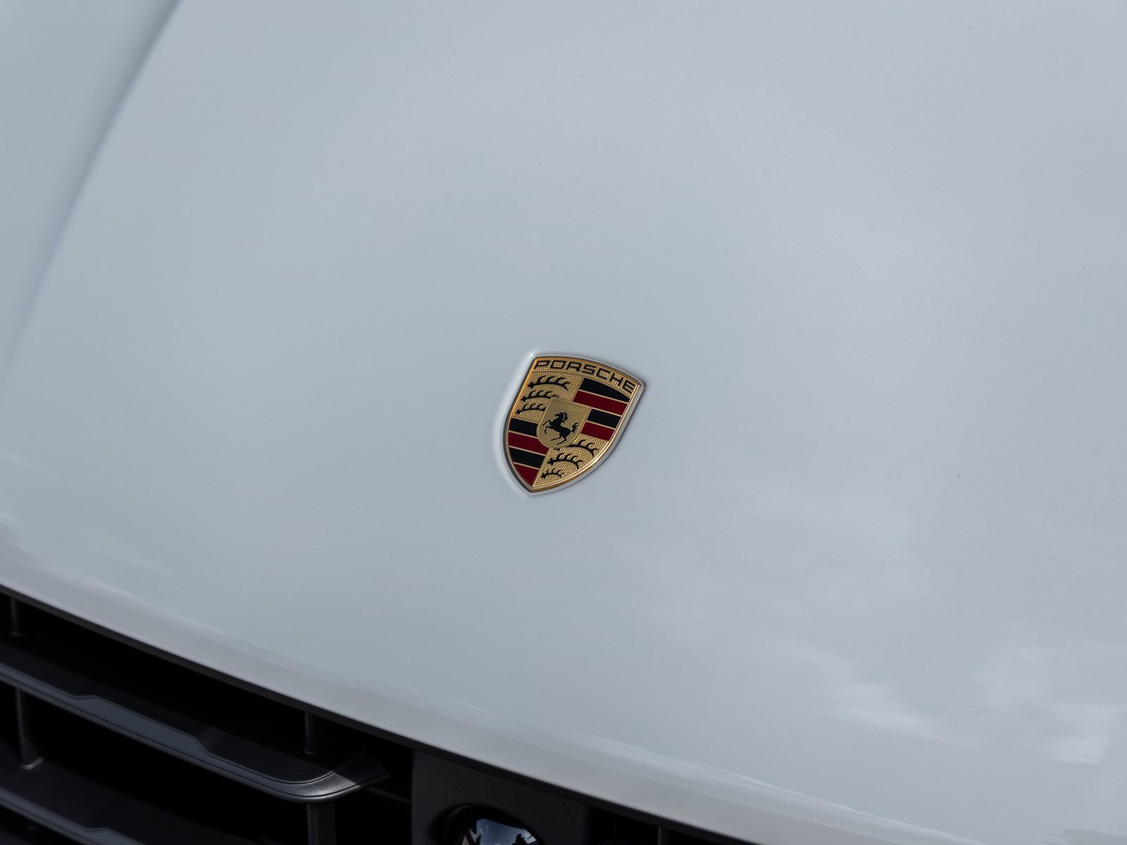 New 2026 Porsche Macan GTS image 18