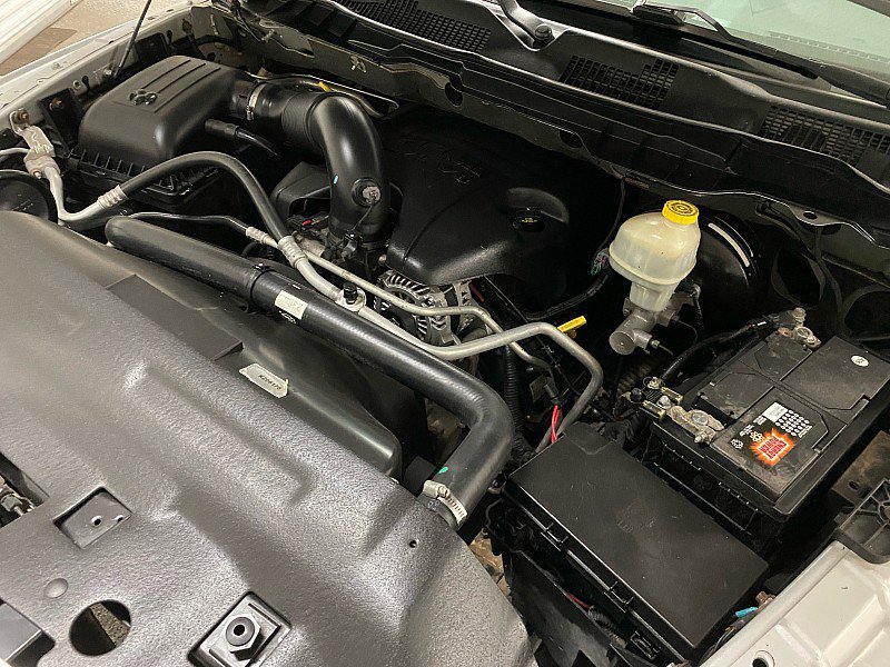 Used 2013 RAM 1500 Classic SLT w/ Premium Display Pkg image 16