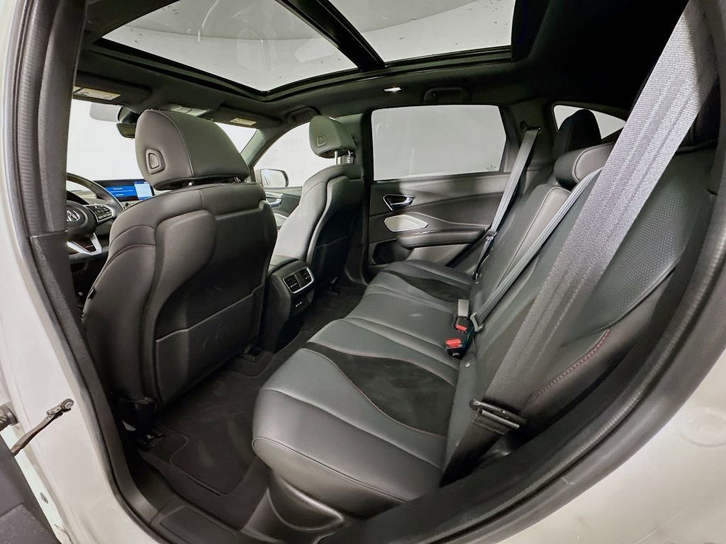 Used 2023 Acura RDX A-Spec image 4