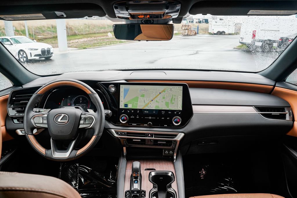 Used 2024 Lexus RX 350 Premium Plus w/ Convenience Package image 11