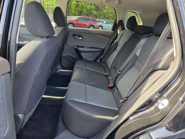 Used 2023 Nissan Rogue SV FWD image 10
