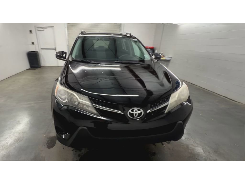 Used 2015 Toyota RAV4 LE image 3