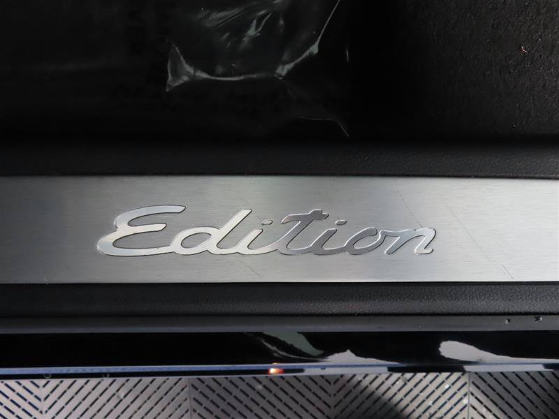 Used 2016 Porsche Panamera Edition RWD image 17