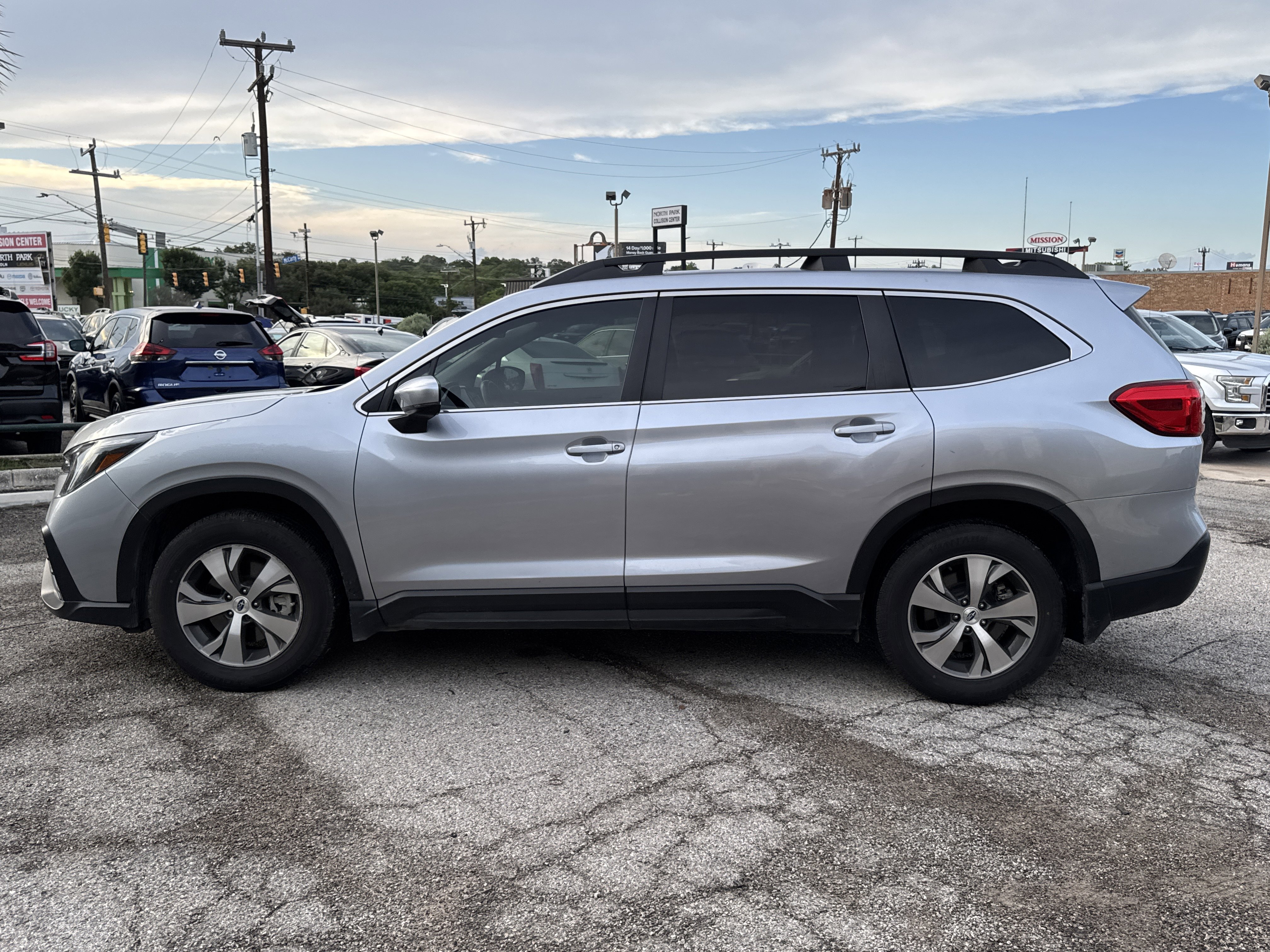 Certified 2024 Subaru Ascent Premium AWD/4WD image 6