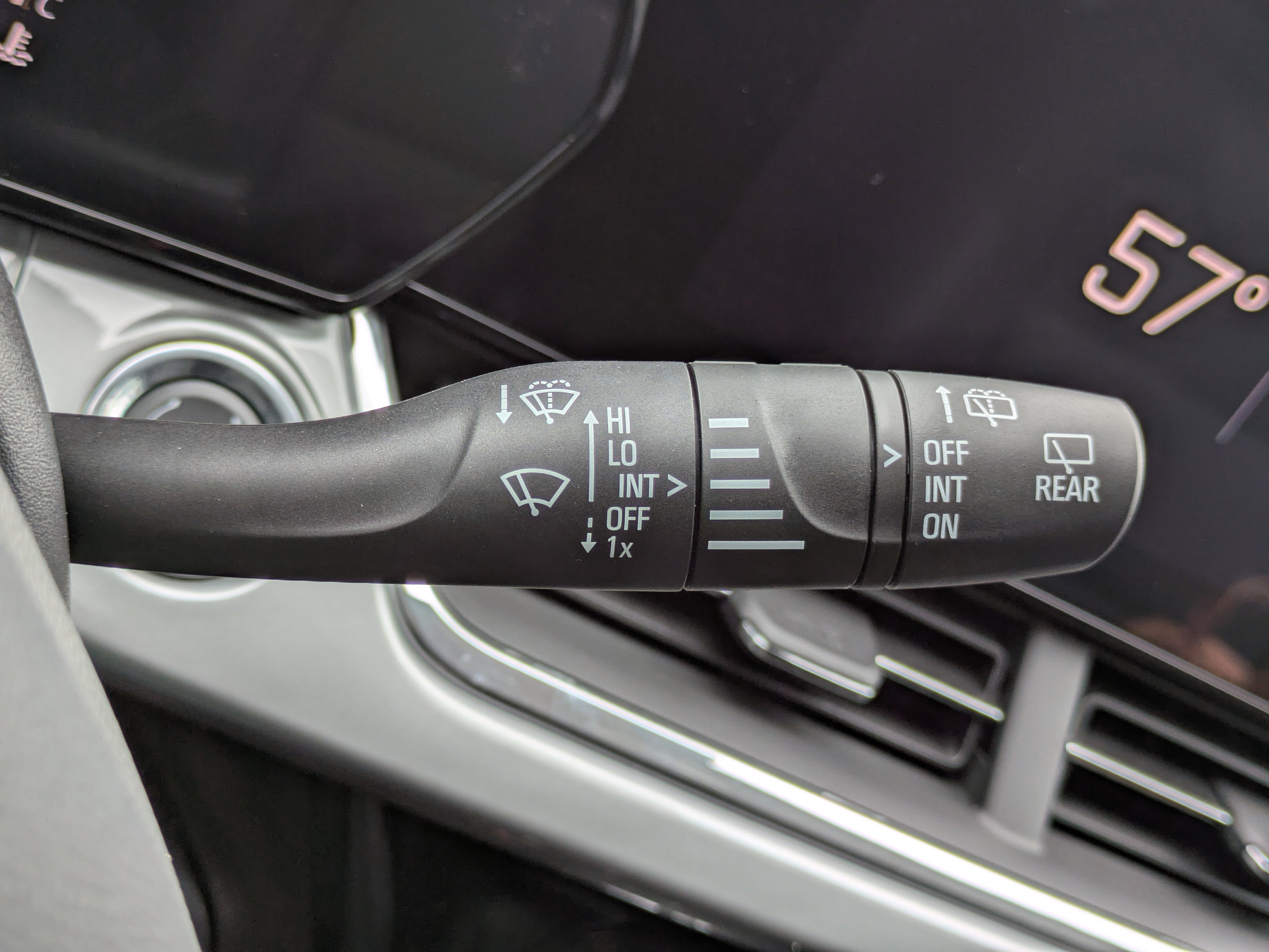 New 2026 Chevrolet Trax LT w/ Driver Confidence Package image 17