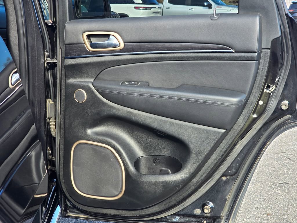 Used 2015 Jeep Grand Cherokee Summit w/ Platinum Series Group image 48