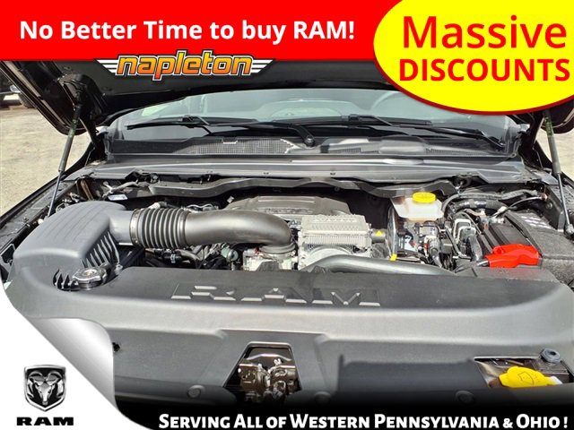 New 2026 RAM 1500 4x4 Crew Cab image 9
