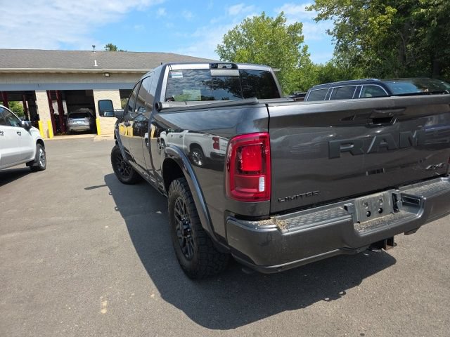 Used 2025 RAM 2500 Limited AWD/4WD image 12