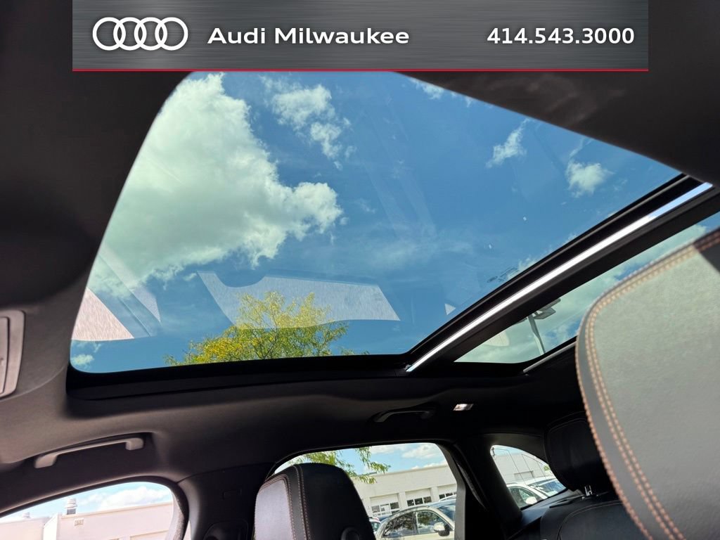 Used 2017 Jaguar F-PACE Prestige AWD/4WD image 12