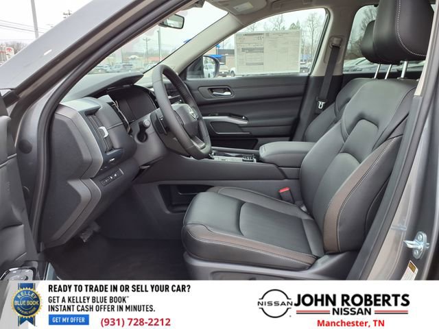 New 2026 Nissan Pathfinder SL image 3