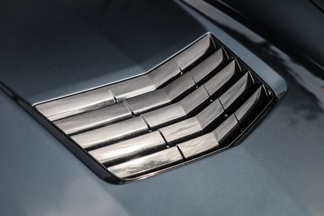 Used 2019 Chevrolet Corvette Stingray Coupe w/ 1LT RWD image 34